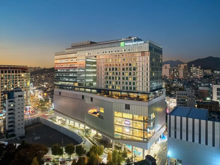 Holiday Inn Express Seoul Hongdae