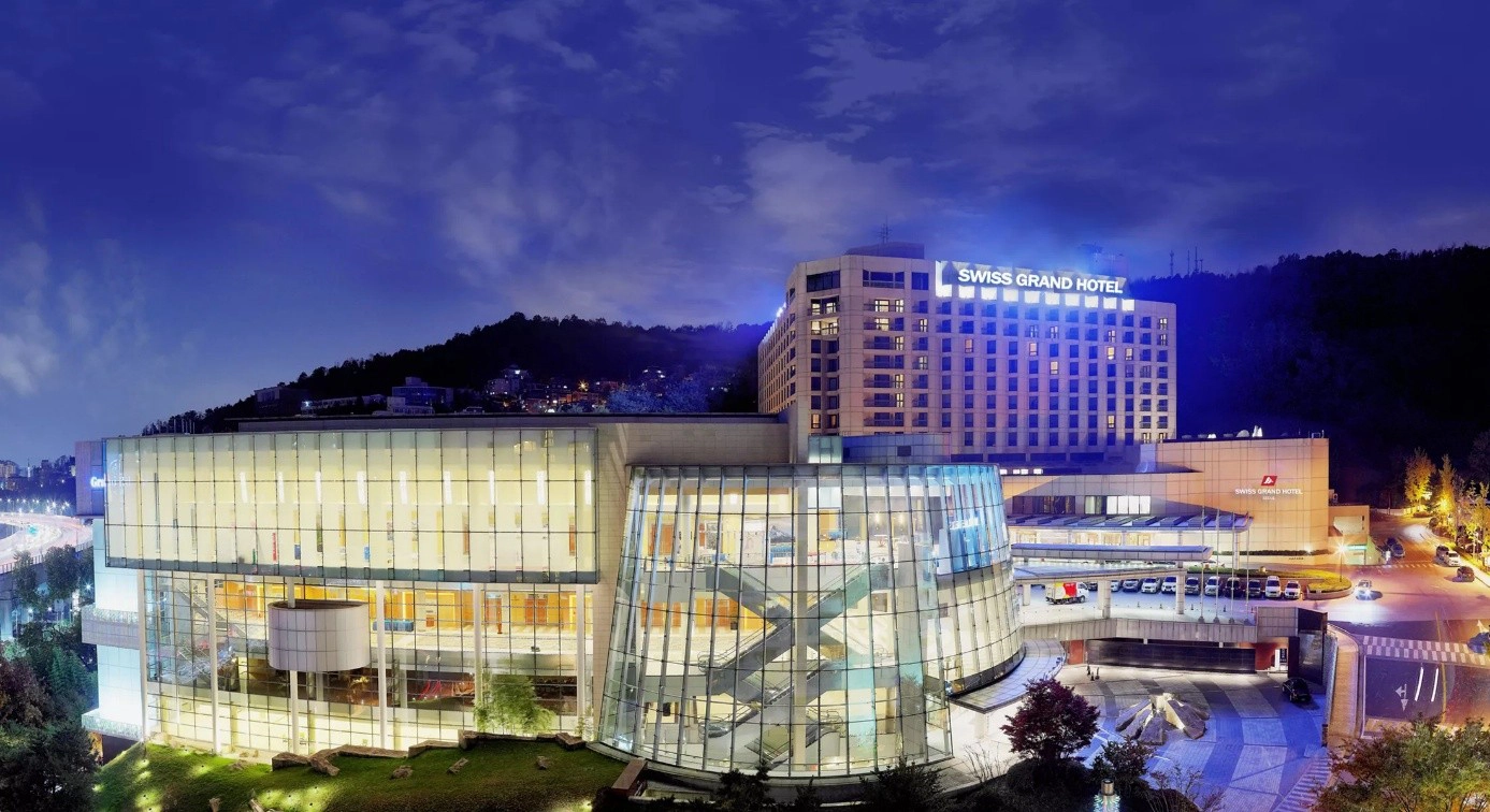 Conference Venue and Nearby Attractions